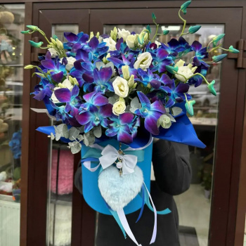 Коробка из дендробиума